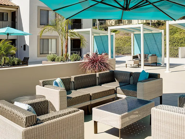 Outdoor Lounge Seating