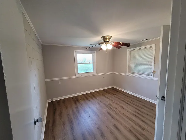 6228 Watkins Rd — Photo 9