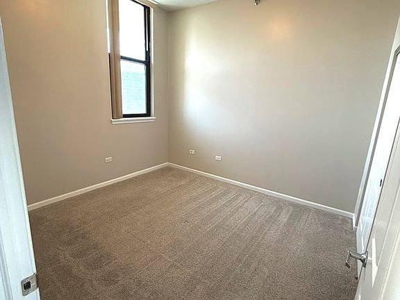 5th image of 1464 S Michigan Ave APT 1406