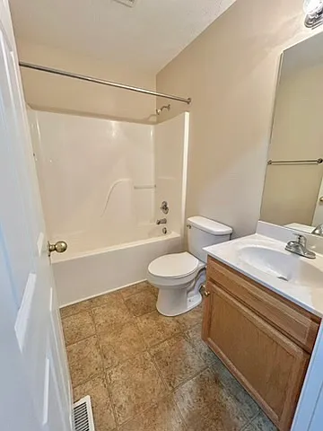 1039 Stonecrest Ct #A — Photo 16
