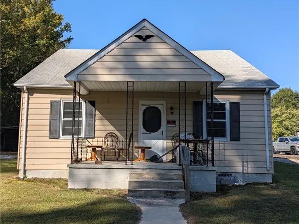 17700 Elko Rd, South Chesterfield, VA 23803
