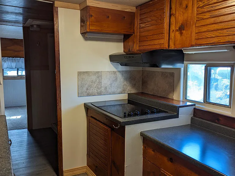 863 Trinidad Ct NE — Photo 20
