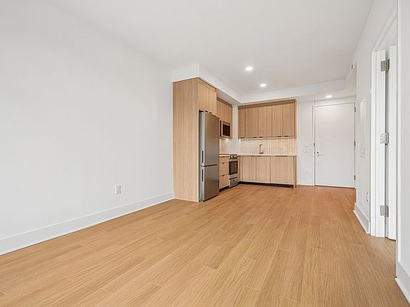 5th image of 499 President St #530