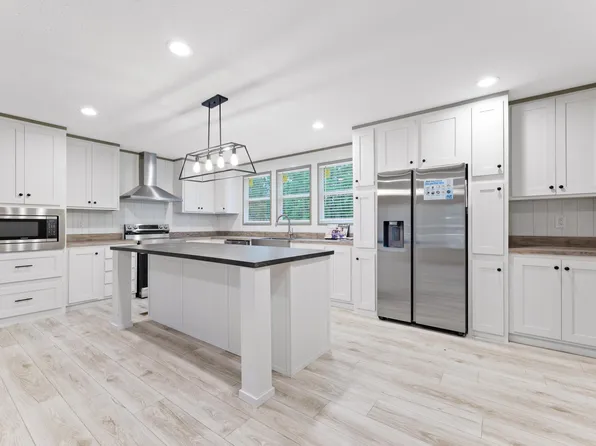 218 Dean Dr, Summerville, SC 29483