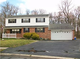 1st image of 38 Chancellor Dr