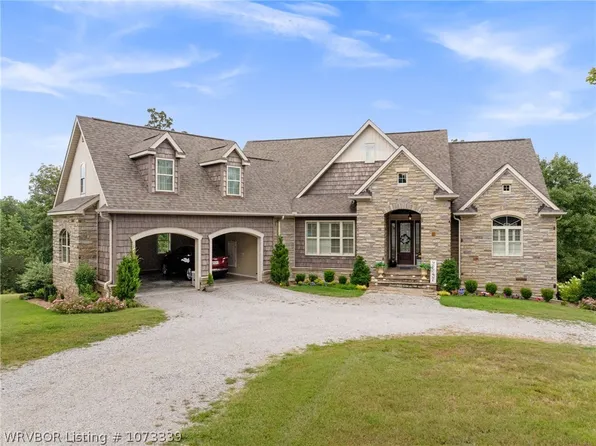1011 E Uniontown St, Van Buren, AR 72956