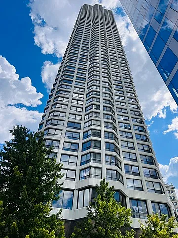 405 N Wabash Ave #1613