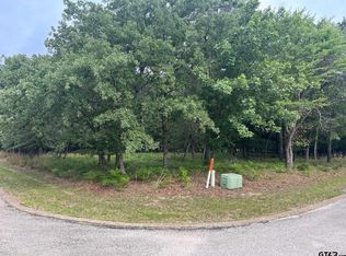 Caroline Ct, Athens, TX 75752