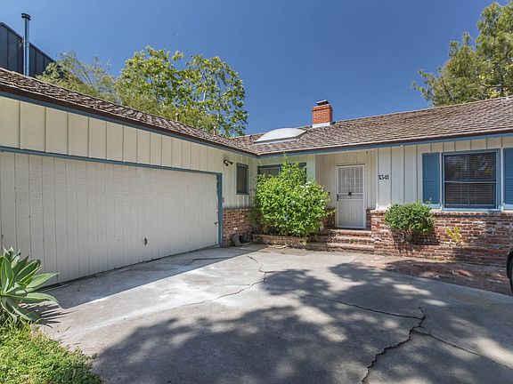 3rd image of 1341-1343 Vienna Way #1341