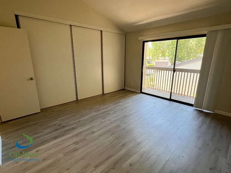 6547 Cobblestone Ct — Photo 22