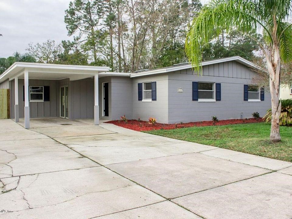 Front of property 23