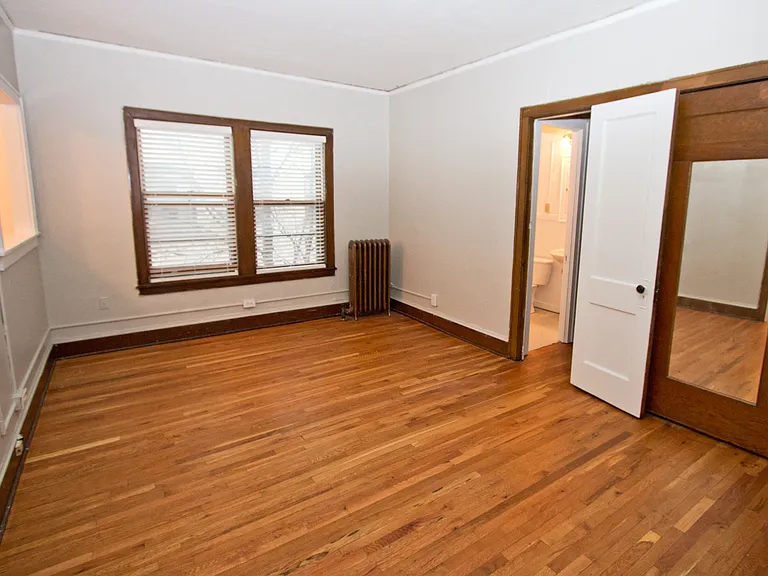 Grand and Dale Apartments — Photo 26