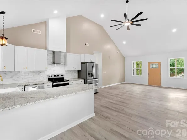 1618 Eaves Rd, Shelby, NC 28152