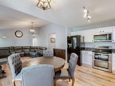 4905 Middlesex Dr, Coldstream, KY, 40245