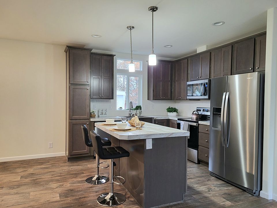 1st image of 2021 Mahan Ave Spc F4