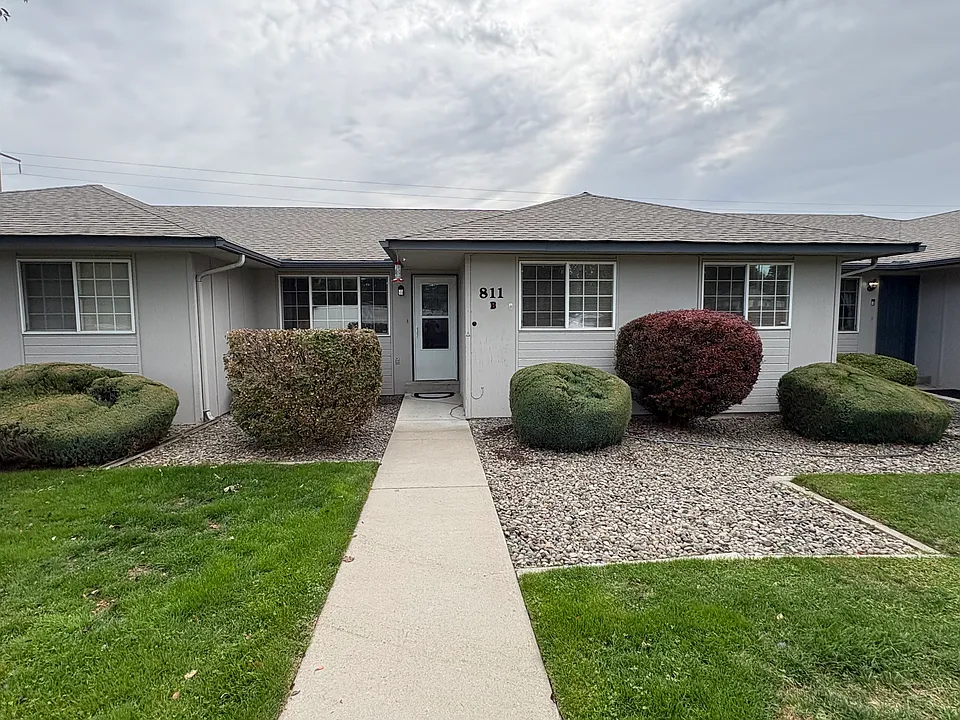 811 S 53rd Ave #B