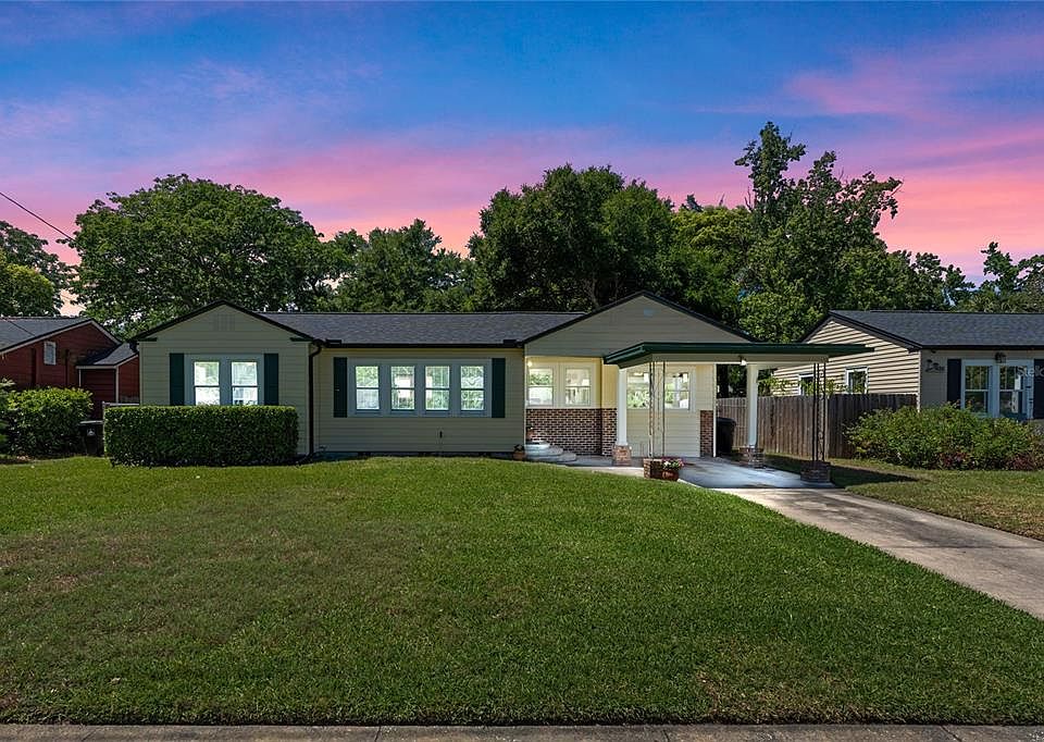 1st image of 920 Palm Dr