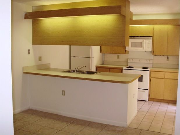 1st image of 605 Green Springs Pl