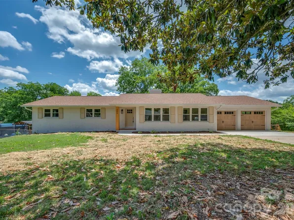 286 N Main St, Forest City, NC 28114