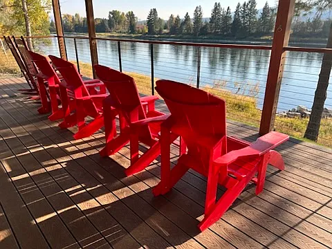Spacious porch off the living room and kitchen, with comfortable seating. Amazing Kootenai River and Cabinet Mountain views.
