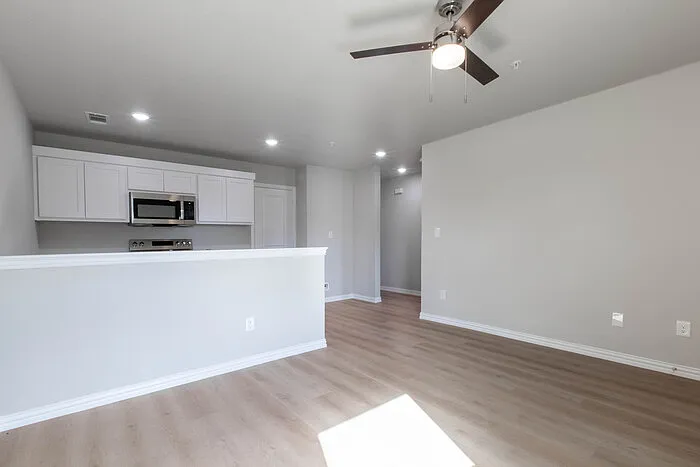 3001 Grey Wolf Cir — Photo 4