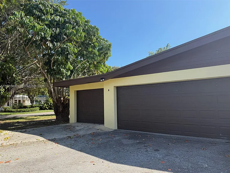 11820 SW 69th Ct — Photo 13