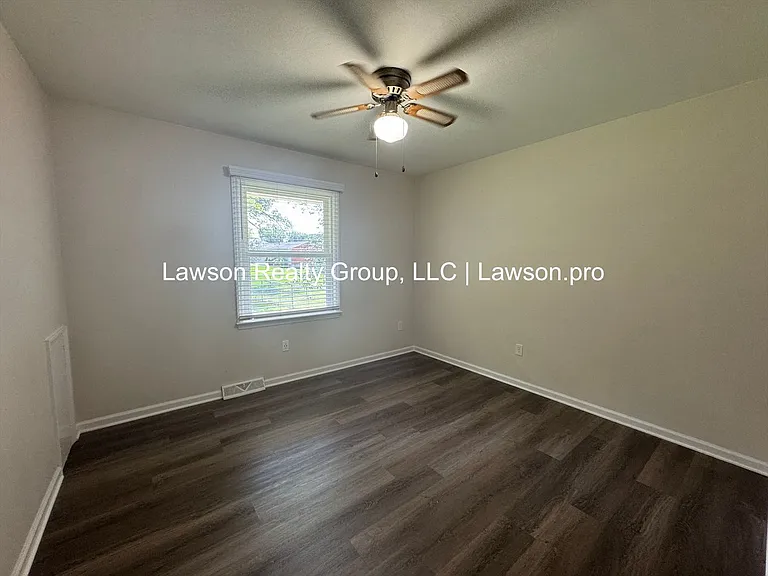 4711 Pennsylvania Ave NE — Photo 11