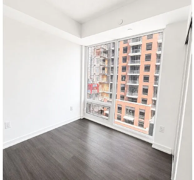 4010 Eglinton Ave W #913 — Photo 4