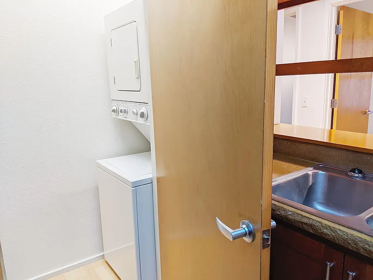 Mercury - Residential — Photo 241