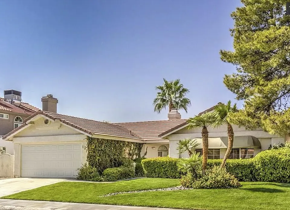 137 Weatherstone Dr