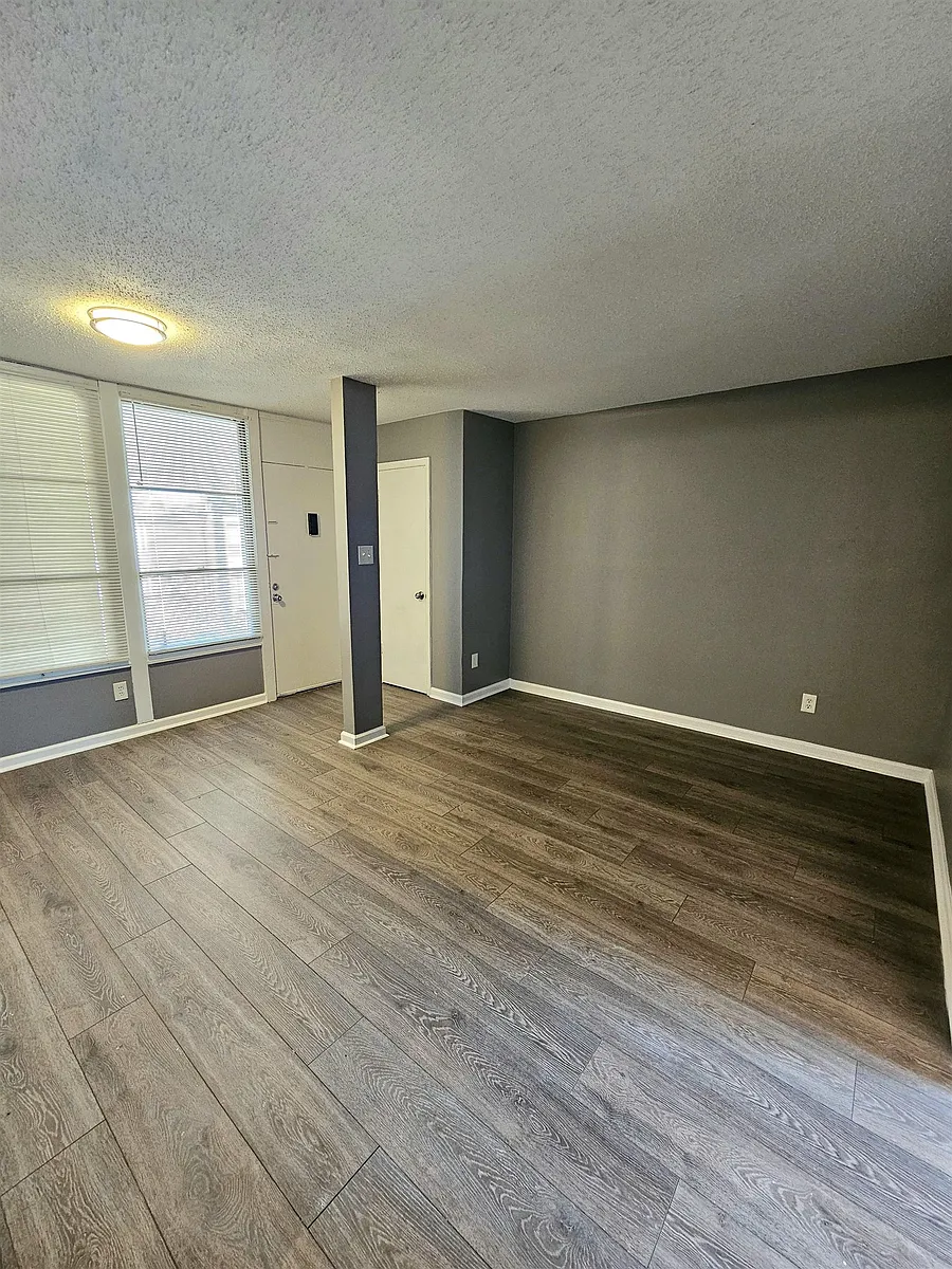 Building Photo - 151 N Belvedere Blvd #4