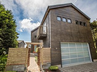 320 Coast Guard Hill Rd, Port Orford, OR 97465