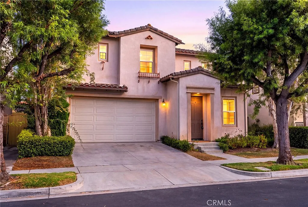 4 bed, 2356 sqft, $5,500 — Photo 1