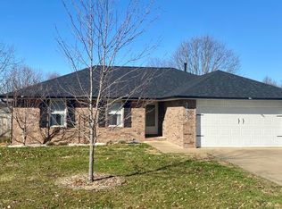 3313 S Sunrise Ave, Springfield, MO 65807