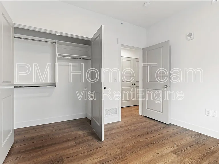3378 Washington Blvd #101 — Photo 2