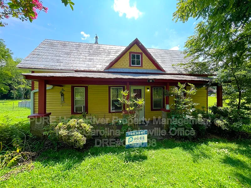 2 bed, 1.0 bath, $1,295 — Photo 1