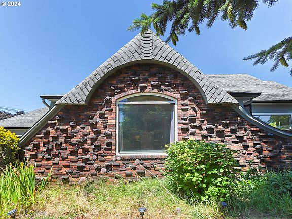 3rd image of 508 W 21st St