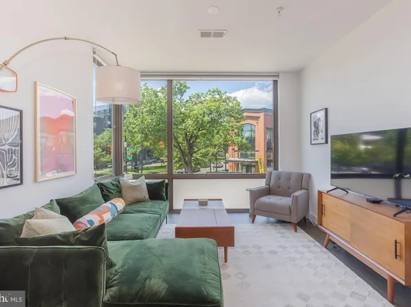 1500 Pennsylvania Ave SE APT 210, Washington, DC 20003