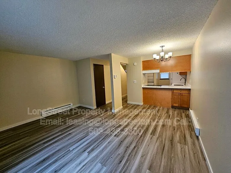 3211 SE Wake St #1 — Photo 4