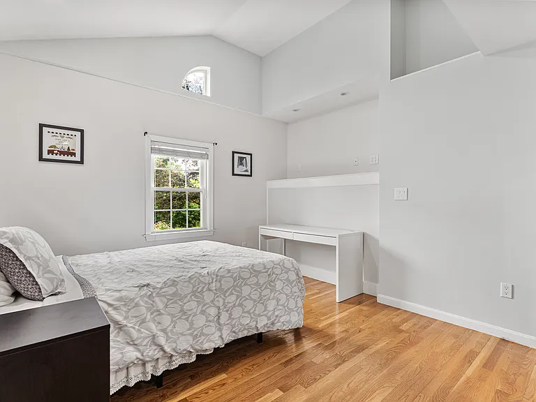 282 Boston Ave #1 — Photo 8