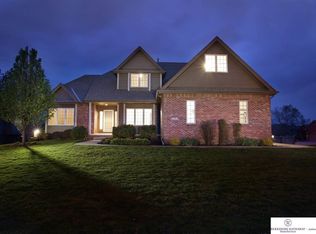 2304 S 177th St, Omaha, NE 68130