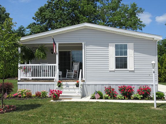 2nd image of 394 Pin Oak Cir
