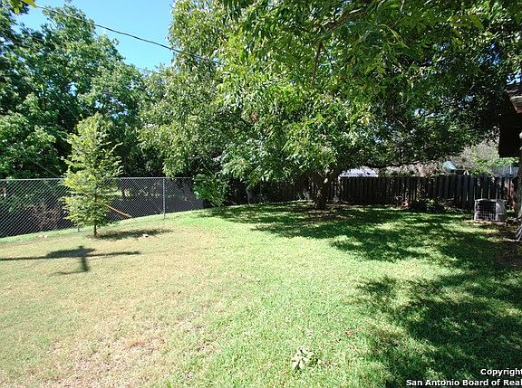 2nd image of 1137 Warbler Drive N