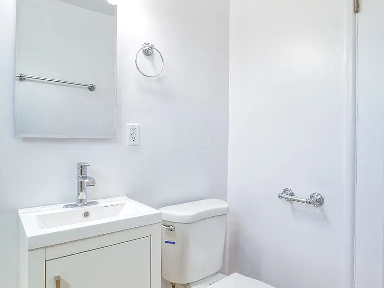 3721 Westwood Blvd — Photo 32