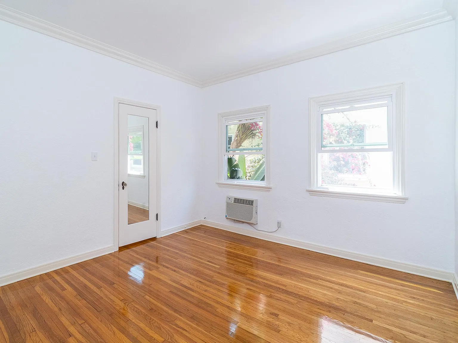 1 bed, 850 sqft, $3,195 — Photo 4