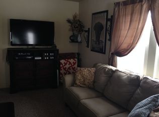 303 E Becknell Ave, Sublette, KS 67877