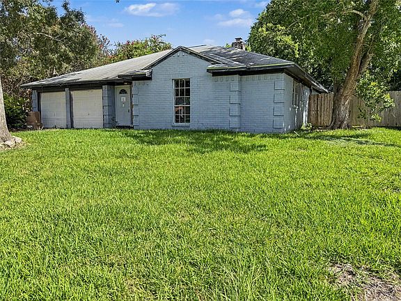 3rd image of 5003 Live Oak Dr