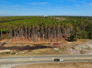 1676 N Howe Rd, Southport, NC 28461