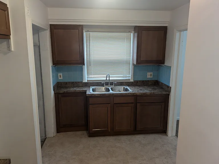 11151 Rosemary St — Photo 2