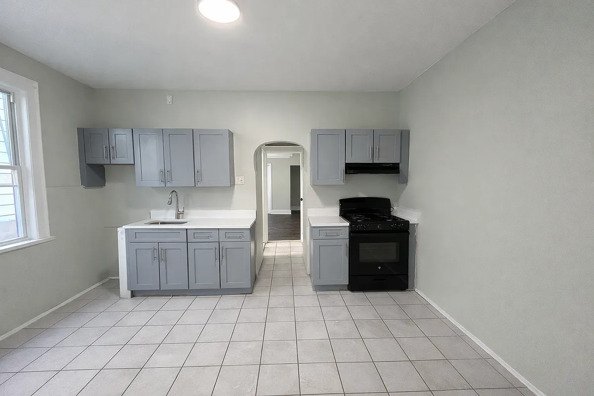 Building Photo - 41-43 Highland Ave #1R